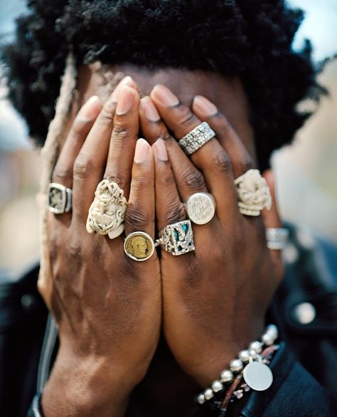 27.7k Followers, 100 Following, 133 Posts - See Instagram photos and videos from Ghetto Lenny (@saintjhn) Hands Rings, Constellation Design, Titanium Rings For Men, Shotting Photo, Mens Rings Fashion, Snake Bracelet, Mens Silver Rings, Photography Work, Titanium Rings