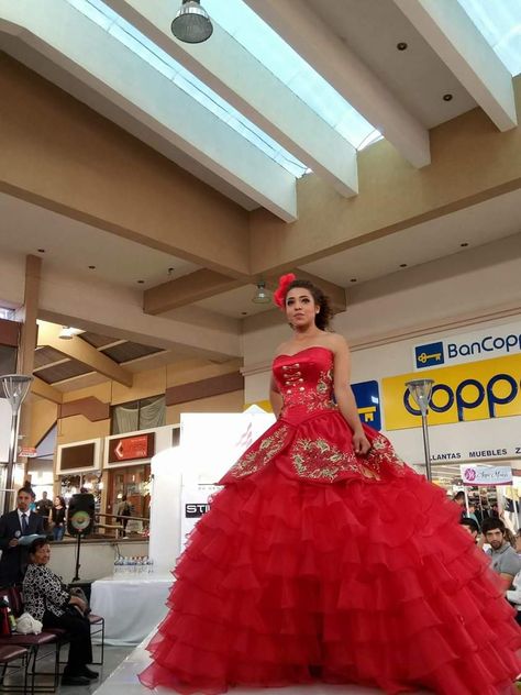 VESTIDO DE XV AÑOS ESTILO CHARRO COLOR ROJO CON APLICACIONES EN DORADO Y ROJO. PLAZA SAN MARCOS LOCAL B 10 TEL. 449 286 68 27 Boutique Fashion, Color Rojo, Fashion House, Of Ideas, Fashion Boutique, Ball Gowns, Formal Dresses, Boutique, House Styles