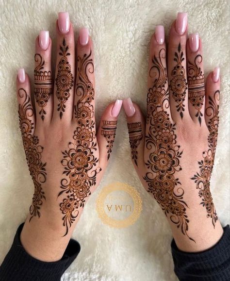 40  Eid Henna Mehndi Designs - Boss Babe Chronicles Pretty Mendhi Designs, Henna Designs Half Hand, Henna Designs Wedding Guest, Henna Two Hands, Mendhi Designs Elegant, Pakistani Henna Designs Eid, Arabic Mendhi Designs Front Hand, Henna For Wedding Guests, Henna Designs Two Hands