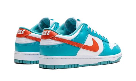 Nike Dunk Low "Dolphins" Miami Dolphins Shoes, Nike Branding, The Dolphins, Retro Basketball, Swag Cartoon, Exclusive Sneakers, Shoe Nike, Nike Brand, Team Uniforms