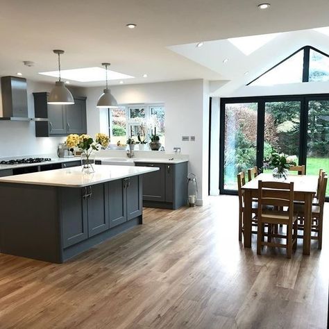 Kitchen Extension Open Plan, Small Open Plan Kitchen Living Room, Kitchen Design Layout Island, Small Open Plan Kitchens, Kitchen Diner Extension, Open Plan Kitchen Dining Living, Open Plan Kitchen Diner, Open Kitchen And Living Room, Kitchen Layout Plans