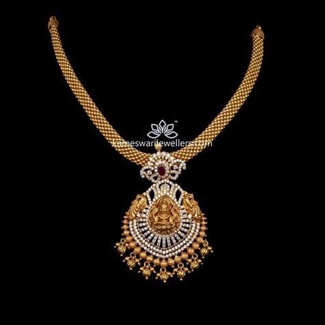 Traditional Gold Necklace, Kameswari Jewellers, Jewelry Necklace Simple, Gold Necklace For Women, Gold Pearl Jewelry, New Gold Jewellery Designs, Antique Gold Jewelry Indian, Gold Jewelry Simple Necklace, Beautiful Gold Necklaces