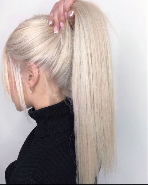 Blonde Hair Color Ideas, Hair Color Ideas For Brunettes, Long Blonde, Long Blonde Hair, Hair Color Ideas, Brunettes, Blonde Hair Color, Hair Ideas, Balayage