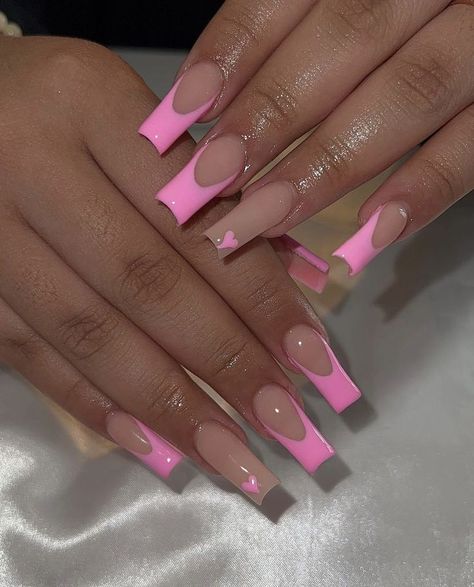 Pink Nails Back To School, Pink French Tip Nails With Design Square, Pink French Top Acrylic Nails, Square Acrylic Nails French Tips Pink, Medium Size Nails Acrylic Pink, Pink Acrylic Nails Coffin Medium, Pink French Tip Birthday Nails, Pink Nails Medium Length Square, Simple But Cute Nails Acrylic Pink