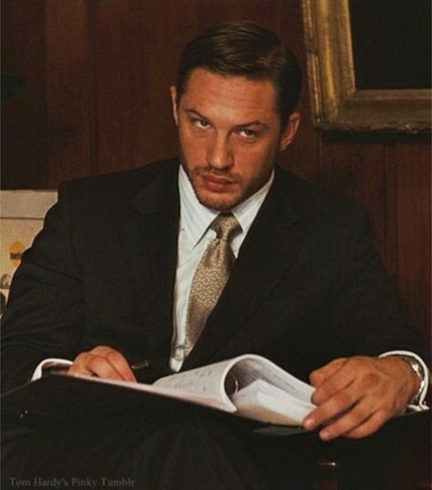 Tom Hardy -"Inception" Edward Thomas Hardy, Thomas Hardy, Marlon Brando, Christian Grey, Tom Hardy, Inception, Man Crush, A Book, Beautiful People