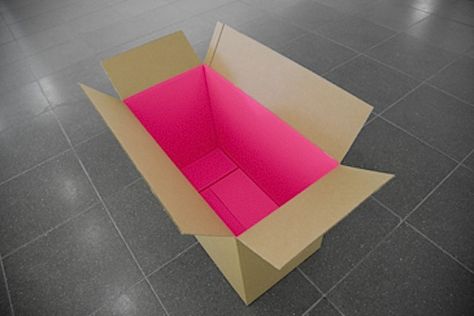 Cardboard Box pink painted Neon Box, Pretty Packaging, On The Floor, Cardboard Box, The Floor, Gift Packaging, Tissue Paper, Diy Gifts, Sake