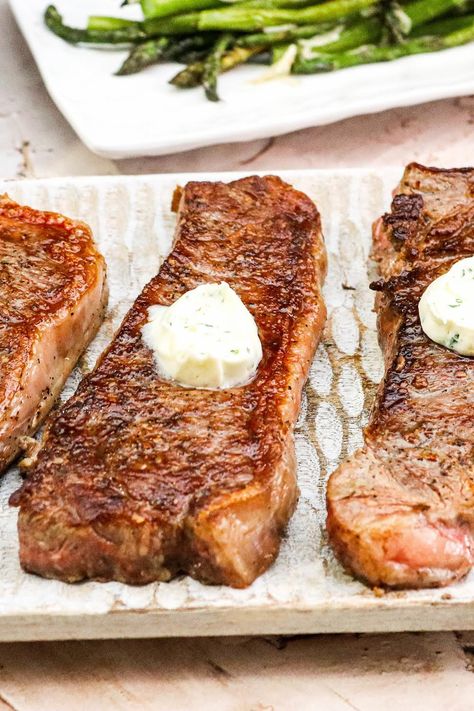 Classic Delmonico Steak (With Herbed Butter) Delmonico Steak Recipes, Delmonico Steak, Herbed Butter, Fried Chicken Strips, Potato Bacon Soup, Blue Ribbon Recipes, Shrimp Toast, Restaurant Inspired Recipes, Waxed Paper