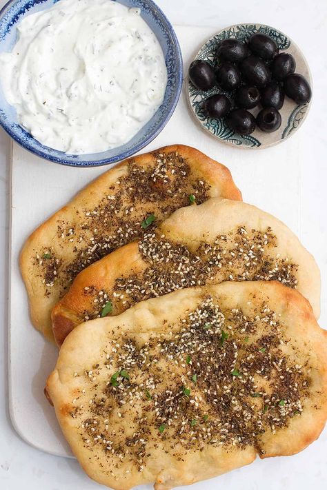 Lebanese Flat Bread, Za'atar Recipe, Zaatar Recipe, Vegan Naan, Vegan Tzatziki, Naan Recipe, Za Atar, Best Vegetarian Recipes, Vegan Yogurt