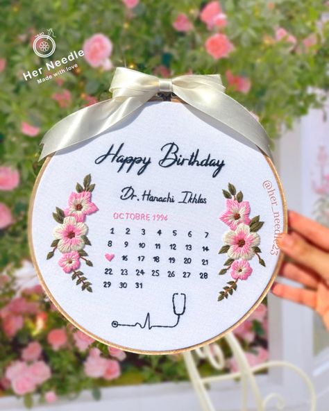 Happy birthday
Gift
Embroidery
Floral Happy Birthday Embroidery Hoop, Happy Birthday Embroidery, Birthday Embroidery, Hand Embroidery Projects, Sewing Embroidery, Sewing Embroidery Designs, Happy B Day, B Day, Embroidery Projects