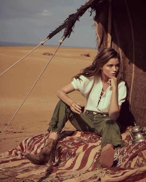 Masters Graduation Pictures, Luna Bijl, Desert Dress, Desert Fashion, Safari Style, 인물 사진, Kenya, Boho Outfits, Chic Style