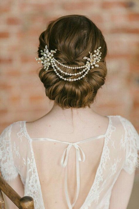 Pearl Hairpiece, Bride Veils, Bridal Hair Chain, Wedding Accessories For Bride, Pearl Bridal Hair, Headpiece Wedding Hair, Hair Acessories, Hair Chain, Wedding Hair Head Piece