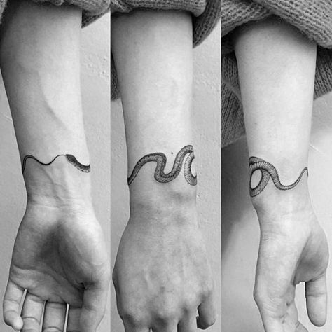 Snake Bracelet Tattoo, Snake Arm Tattoo, Arm Tattoo Design, Around Arm Tattoo, Ouroboros Tattoo, Cool Wrist Tattoos, Armband Tattoo Design, Cool Arm Tattoos, Wrist Tattoos For Guys