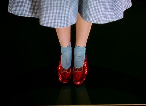 "Then close your eyes, and tap your heels together three times. And think to yourself—'There's no place like home; there's no place like home; there's no place like home.'" #TheWizardofOz #WizardofOz #WizardofOz75 #theresnoplacelikehome #Dorothy Dorothy Shoes, Margaret Hamilton, Silver Slippers, Wizard Of Oz 1939, Ruby Red Slippers, Red Slippers, The Wonderful Wizard Of Oz, Ruby Slippers, Tin Man