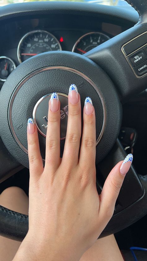 White Nails Blue Design, Europe Nails Travel, Nails For Europe Trip, Nails For Italy, European Summer Nails, Greece Nail Ideas, Mamma Mia Nails, Europe Summer Nails, Summa Nails