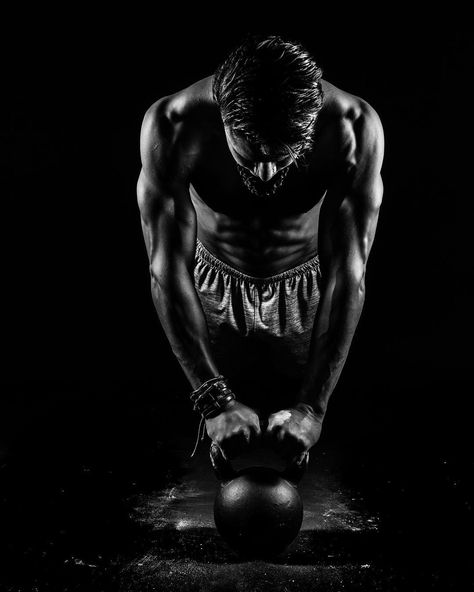 Gym Photoshoot Male, Outdoor Fitness Photoshoot, Mens Fitness Photography, Wall Gym, Fitness Photo Shoot, Athletic Photoshoot, Male Fitness Photography, Crossfit Photography, Fitness Portrait