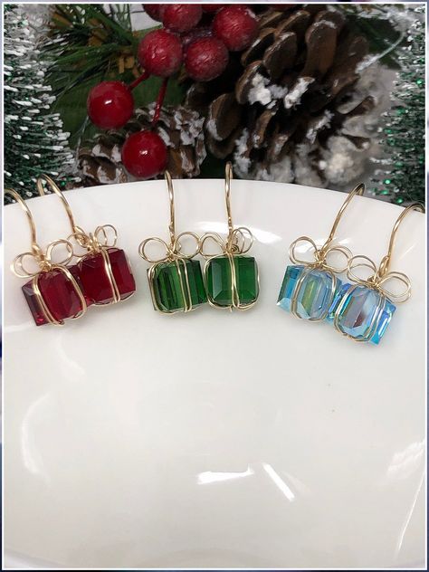 (Ad) Christmas Jewelry Diy - Found what you are looking for? Take action now while there's still time - Click to visit. #christmasjewelrydiy Present Earrings, Diy Crafts Keychain, Christmas Gift Earrings, Christmas Jewelry Diy, Keychain Craft, Christmas Bead, Holiday Earring, Jewelry Christmas, Handmade Wire Jewelry