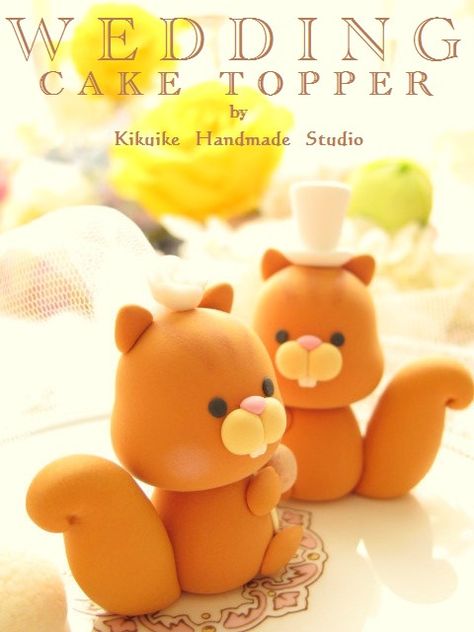 Topo de Bolo criativo-love squirrel Squirrel Cake, Woodland Cake, Cake Topper Tutorial, Fondant Animals, Fondant Tutorial, Meringue Cookies, Fondant Toppers, Fondant Figures, Wedding Topper