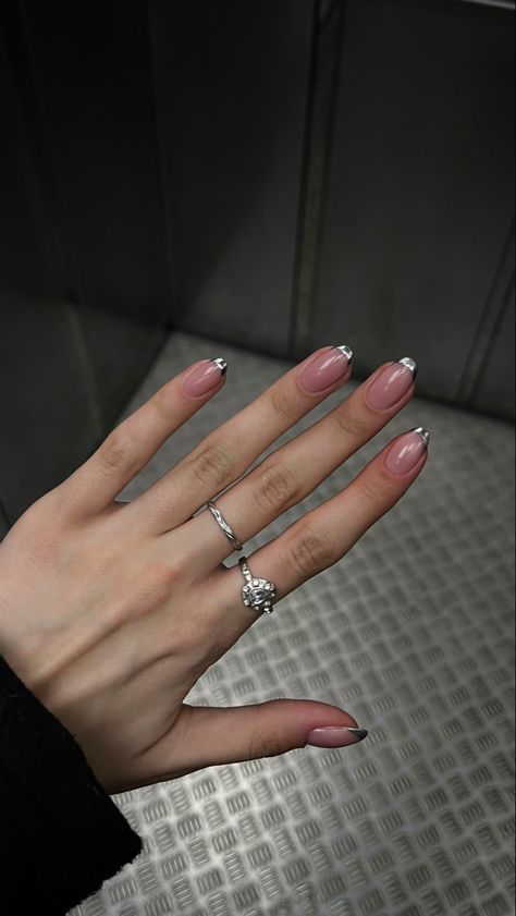 French Nails With Metallic, Metal French Tip Nails, Metal French Nails, Metallic French Manicure, Metallic French Tip Almond Nails, Metalic Nails Aesthetic, Sliver Tip Nail, Metallic Tips Nail, French Nails Metallic