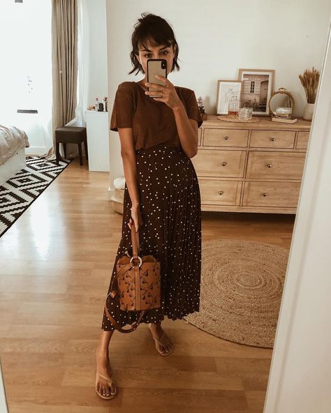 ꒰ 💌 ꒱┊𝑠𝑜𝑚𝑒𝑡𝘩𝑖�𝑛𝑔 𝑠𝑝𝑒𝑐𝑖𝑎𝑙 European Boho Fashion, Timeless Casual Style, Homemaker Outfit, 여름 스타일, Stil Inspiration, Mode Inspo, 가을 패션, Inspiration Mode, Looks Style