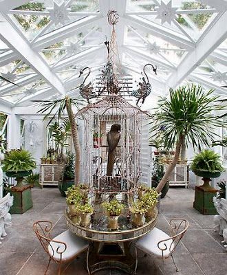 Renée Finberg ' TELLS ALL ' in her blog of her Adventures in Design: In Lyme Connecticut - An Artist's Studio And Home Garden Ideas Australia, Veranda Garden, Greenhouse Interior, Garden Veranda, Conservatory Greenhouse, Indoor Greenhouse, Greenhouse Interiors, Home Greenhouse, Fantasy Rooms