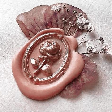 Pink Wax Seal Aesthetic, Victorian Wax Seal, Wax Stamps Aesthetic, Sealed Letter Aesthetic, Wax Seal Letter Aesthetic, Wax Seals Aesthetic, Wax Seal Art, Umbridge Aesthetic, Wax Seal Aesthetic