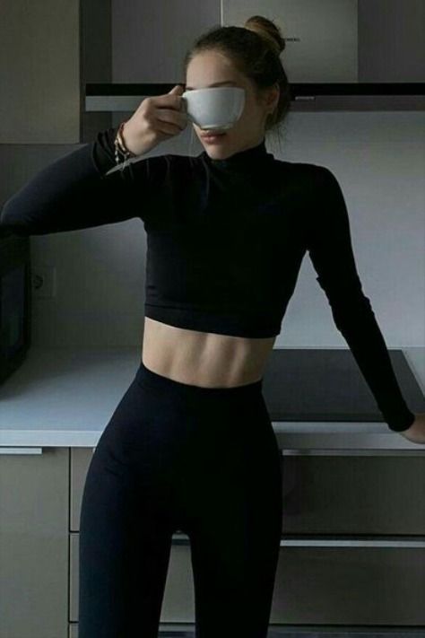 Modele Fitness, Fitness Inspiration Body, Healthy Lifestyle Inspiration, Workout Aesthetic, Body Inspiration, Sporty Outfits, 가을 패션, Marie Antoinette, Mode Vintage