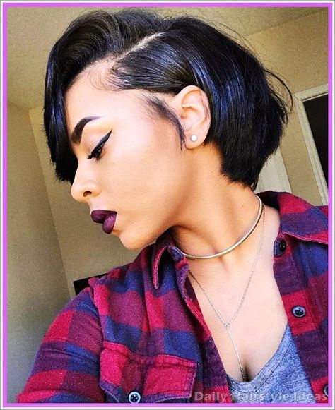 17 Stylish Short Hairstyles for Black Women (16) Dunner Wordend Haar, Short Black Hair, Short Hair Black, Really Short Hair, Braided Hairstyle, Short Black Hairstyles, Short Cut, Black Hairstyles, Short Styles