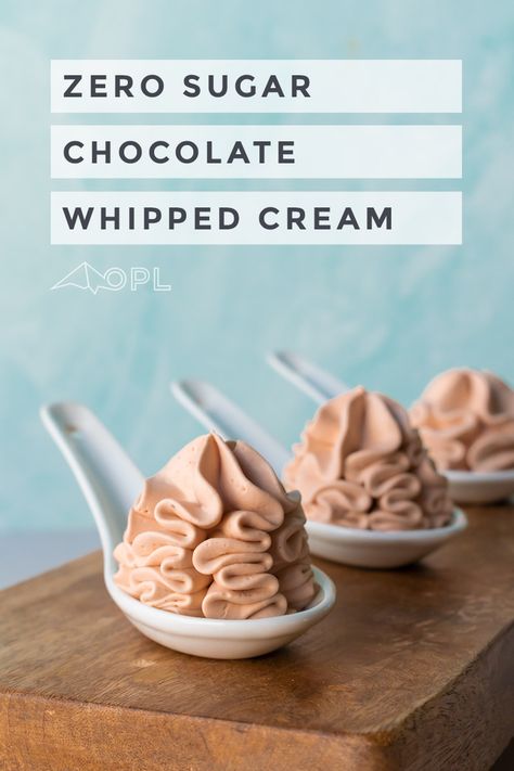 This sugar free chocolate whipped cream is so tasty and with no sugar added it's perfect for anyone on a Keto diet or anyone trying to avoid excess sugar consumption. Sugar Free Recipe, Keto Whipped Cream, Alternative Sweeteners, Recipes With Whipping Cream, Making Whipped Cream, Chocolate Whipped Cream, Homemade Whipped Cream, Keto Recipe, Sugar Free Desserts