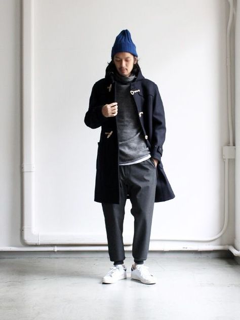 Item to Consider for Fall/Winter - Duffle Coats - Album on Imgur Duffle Coat Outfit, Coat Outfit, White Crew Neck, Duffle Coat, Men Street, Everyday Outfit, Low Top Sneakers, Mens Fashion Trends, Men Looks