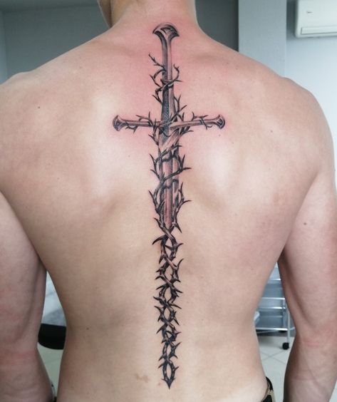 Back Tattoos For Guys Upper, Photos Tattoo, Back Tattoos Spine, Tato Salib, 16 Tattoo, Designs Quotes, Men Tattoo, Black Girls With Tattoos, Design Edit