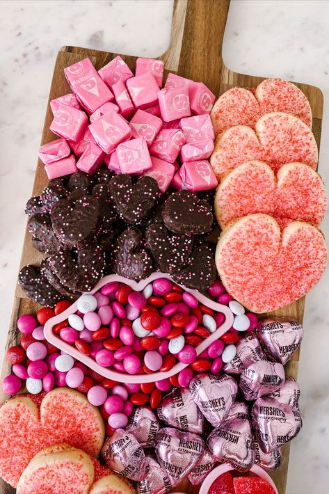 Valentine's Day, Candy Board, Galentine's Pink Dessert Board, Valentines Desert Board, Valentine Candy Charcuterie Board, Valentines Dessert Board, Valentines Boards, Valentines Charcuterie Board, Valentine Deserts, Galentines Ideas, Pink Party Foods