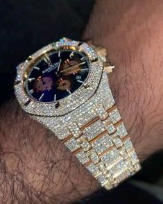 Classic Watches Women, Watches Women Vintage, Bust Down Watch, Gold Jewelry For Men, Custom Chain, Watches Women, Jewelry Luxury, Jewelry For Men, Classic Watches