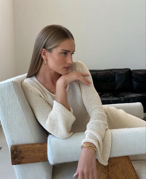 Rosie Huntington Hair, Rosie Huntington Whiteley Hair, Rose Huntington, Rosie Alice Huntington Whiteley, Rosie Huntington Whiteley Style, Rosie Hw, Rosie Huntington, Huntington Whiteley, Rosie Huntington Whiteley