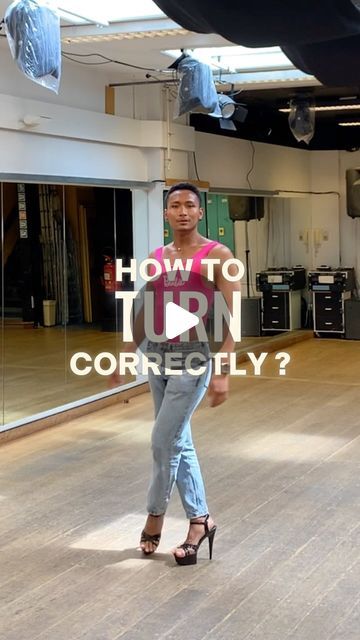 Your Catwalk Coach 👠✨ on Instagram: "NO NEED TO BE NERVOUS ANYMORE !🙇🏻‍♂️

Sometimes doing full turn (or twirling) can be nerve wracking for certain people, when we don’t know how to do it properly.

Yet twirling or full turn is an art of crossing legs and full twist.
As easy as that ! 🤷🏻‍♂️

Check this video out to learn the technique ✨

Until then, keep shining my putritas 🫶🏽

#turn #twirls #catwalk #technique #beautypageant #concoursdebeaute #runway #modelling" How To Catwalk, Fashion Mistakes Woman, Keep Shining, Modeling Tips, Cat Walk, Beauty Pageant, Style Mistakes, Wearing Clothes, Don T Know