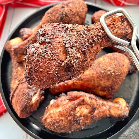 Make these Traeger Smoked Chicken Legs on your smoker or grill and enjoy juicy drumsticks that are perfect for tailgates, game day, and backyard barbecues! Traeger Smoked Chicken, Traeger Chicken, Grilled Chicken Legs, Chicken Leg Recipes, Drumstick Recipes, Chicken Drumstick Recipes, Smoked Meats, Wood Pellet, Grill Recipes