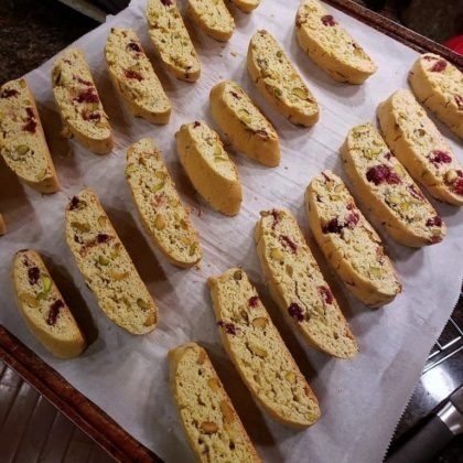 Gluten Free Biscotti Recipe, Christmas Biscotti Recipe, Cranberry Biscotti Recipe, Cranberry Orange Biscotti, Best Biscotti Recipe, Christmas Biscotti, Orange Biscotti, Gluten Free Biscotti, Cranberry Biscotti