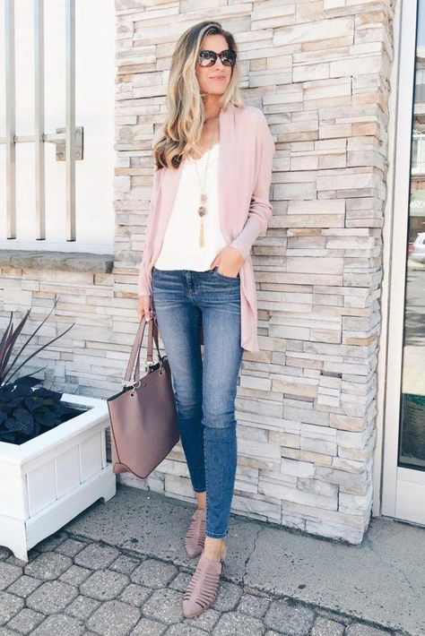 #womenclothesdesigns Simple Winter Outfits, Early Fall Outfits, Best Casual Outfits, Fall Trends Outfits, Perfect Fall Outfit, Beige Vest, Outfit Jeans, Mode Casual, Trendy Fall Outfits