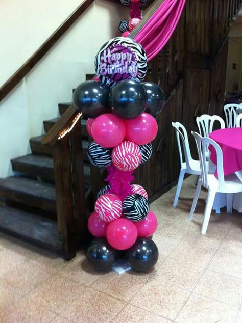 Mcbling Party Decor, Trashy Y2k Birthday, Mcbling Birthday Party, Trashy Y2k Party, Mcbling Birthday, Scene Birthday Party, Bday Freebies, Y2k Birthday Party Theme, Mcbling Party