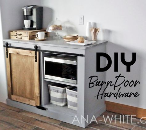 Woodworking Decor, Barn Door Cabinet, White Barn Door, Mini Barn, Diy Barn Door Hardware, Diy Projects Plans, Room Vanity, Woodworking Projects Furniture, Diy Barn