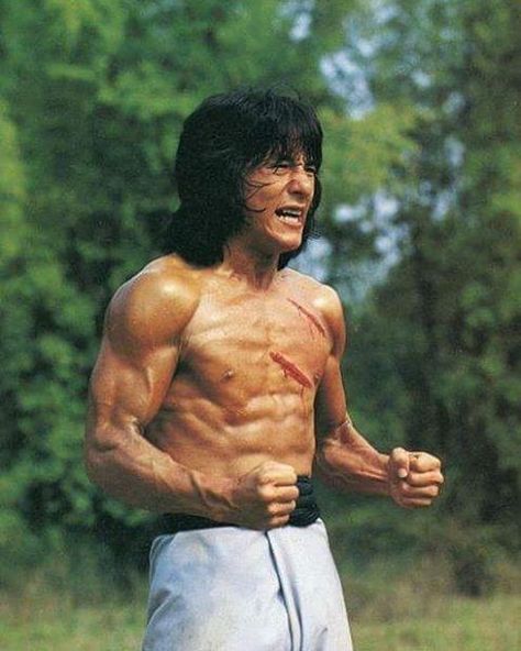 Jackie Chan in his best shape - The Fearless Hyena🤗 Jackie Chan Movies, Muay Thai Martial Arts, Kung Fu Movies, Bruce Lee Photos, Martial Arts Movies, Martial Arts Workout, Martial Artists, Jackie Chan, Martial Artist