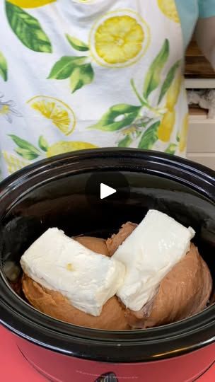 12K views · 289 reactions | Easy bean dip | Easy bean dip 

I show you how to make an easy bean dip using your crockpot  

#gameday #holiday #dip #beans | By Abby’s Creations | I Now that we have two cans of
our Bush's refried beans in our crockpot, two blocks of cream
cheese and we're going to put it right on top and kind of
give that a good smooshing down on the beans add in some salsa.
I love the chunky mild kind. Not too hot. Anything like
that. It's a perfect combination. And that's just
going to be added right on top. The whole jar. This is 16
ounces. Add in some sour cream. This is also 16 ounces and
we're going to use the whole entire container. Season it up
a little bit. I love to add some taco seasoning. It really
just enhances it all together. So going to give that a loving
tast Crockpot Bean Dip With Cream Cheese, Spicy Bean Dip Recipes, Restaurant Bean Dip, Crockpot Bean Dip, Easy Bean Dip, Holiday Dip, Refried Bean Dip, Tailgate Recipes, Dip Easy