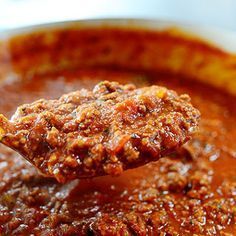 IMPORTANT: This recipe can easily be halved! I just like to make a ton so I can freeze it. Ina Garten Spaghetti Sauce, Pioneer Woman Spaghetti Sauce, Bolognese Recipes, Meat Sauces, Homemade Spaghetti Sauce Easy, Homemade Spaghetti Sauce Recipe, Ree Drummond Recipes, Sauce Spaghetti, Spaghetti Sauce Recipe