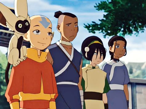 Avatar Pics, Avatar Gaang, Group Pfp, Normal Photo, Surprise Images, Avatar Legend Of Aang, Autumn Leaves Background, Avatar Picture, The Last Avatar