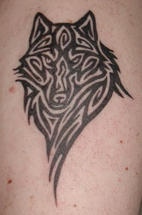 I'd like a Wolf over my heart. Through my Native American heritage and culture, I've found out the Wolf is my "spirit animal and guide". It explains why I've always been the way I am, and why I've always found Wolves so beautiful. I have a few I'm trying to decide between. This is one of them... Celtic Wolf Tattoo, Wolf Tattoo Meaning, Celtic Tattoos For Men, Native Tattoos, Wolf Tattoo Design, Celtic Tattoos, Tattoo Designs And Meanings, Wings Tattoo, Wolf Tattoos