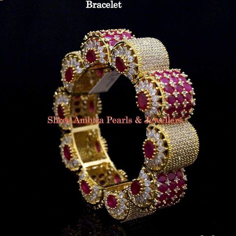 Gajre Design Gold, Red Ceremonial Bangle With Intricate Design, Luxury Bollywood Bangle With Intricate Design, Heavy Red Bangle For Wedding, Heavy Red Wedding Bangle, Red Bollywood Bangle With Stone Work, Pearl Bangles Gold, Simple Bridal Jewelry, Stone Jewellery Designs