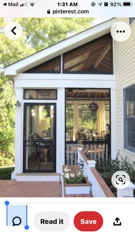 Modern Farmhouse Sunroom, Farmhouse Sunroom, Ruang Tamu Outdoor, Porch Design Ideas, Traditional Porch, Screened Porch Designs, Balkon Decor, Sunroom Decorating, Building A Porch