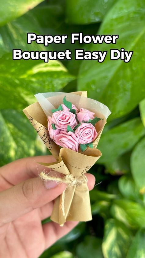 How to Wrap a Bouquet in Paper: Tips and Tricks Tiny Paper Flowers Bouquet, Easy Paper Flowers Bouquet, Mini Paper Flowers, Paper Bouquet Diy, Paper Flower Bouquet Diy, Paper Snowflakes Diy, Paper Rainbow, Handmade Bouquets, Flower Bouquet Diy