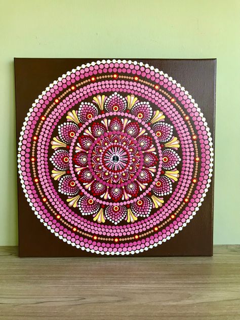 Pink Dot Mandala, Gold Mandala Art, Mandala Dot Art, Beautiful Mandala, Pink Dot, Gold Mandala, Mandala Artwork, Brown And Pink, Dot Mandala