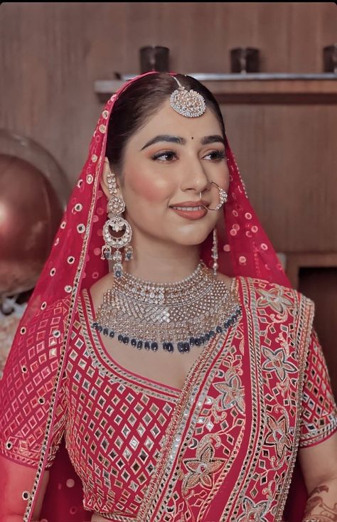 Marriage Makeup, Disha Parmar, Wamiqa Gabbi, Nita Ambani, Best Couple Pictures, Indian Wedding Poses, Black Beads Mangalsutra Design, Bridal Mehendi, Neha Sharma