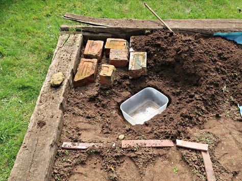 Homeowner buries a plastic container in her yard—look at her incredible backyard idea! Fairy Herb Garden, Pond Crafts, Backyard Sandbox, Waterfall Pond, Vegetable Beds, Diy Solar Fountain, Easy Backyard Diy, Diy Waterfall, Hometalk Diy